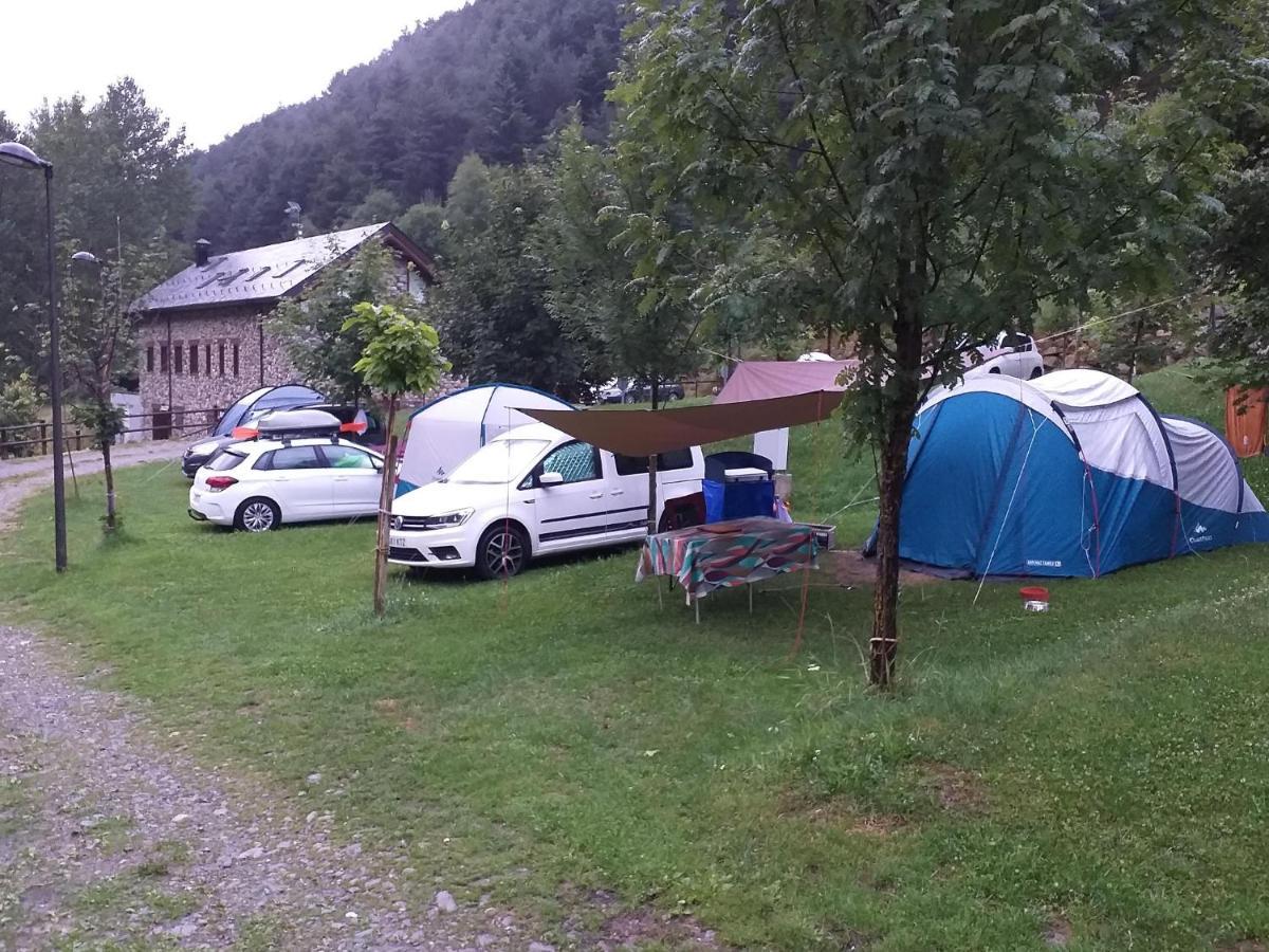 Camping Riu Gelat Hotel Espot Buitenkant foto